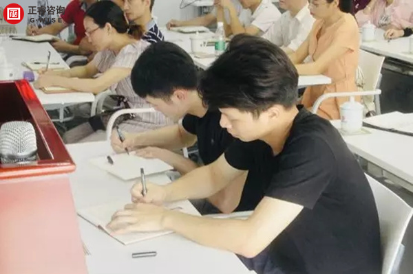 正睿商學(xué)院《贏在中層》公開(kāi)課在廣州圓滿舉辦！