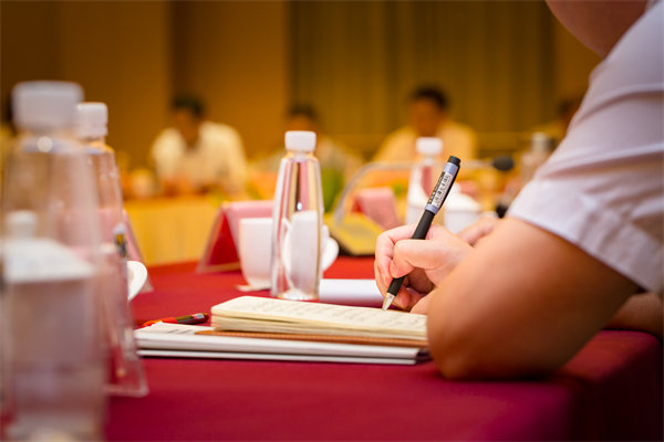 如何科學(xué)制定年度經(jīng)營(yíng)計(jì)劃以應(yīng)對(duì)市場(chǎng)不確定性？