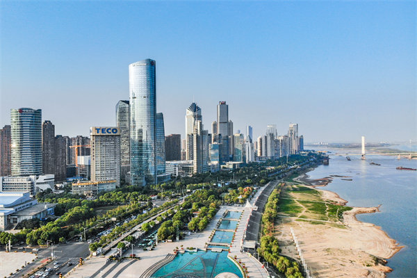 南昌管理咨詢機構如何精準把脈企業(yè)，定制解決方案？