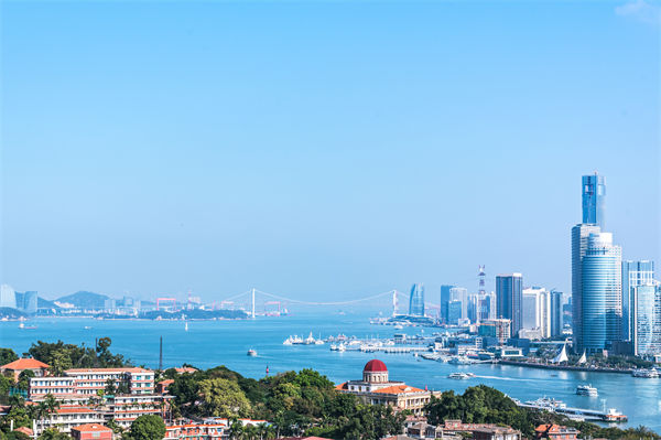廈門營銷咨詢公司如何為企業(yè)定制精準(zhǔn)營銷策略？