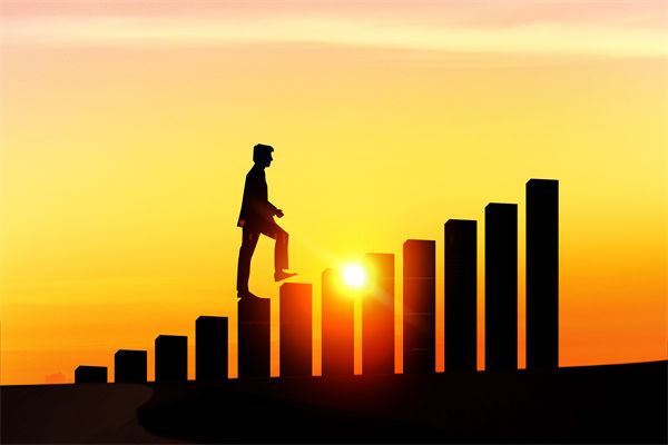 如何通過人力資源管理提升企業(yè)核心競爭力？