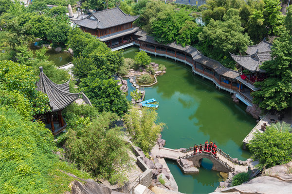 溫州戰(zhàn)略咨詢公司可以提供哪些有效的商業(yè)模式創(chuàng)新方案？
