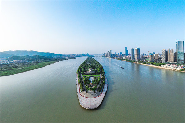 長(zhǎng)沙戰(zhàn)略咨詢公司如何幫傳統(tǒng)企業(yè)突破發(fā)展瓶頸實(shí)現(xiàn)轉(zhuǎn)型？